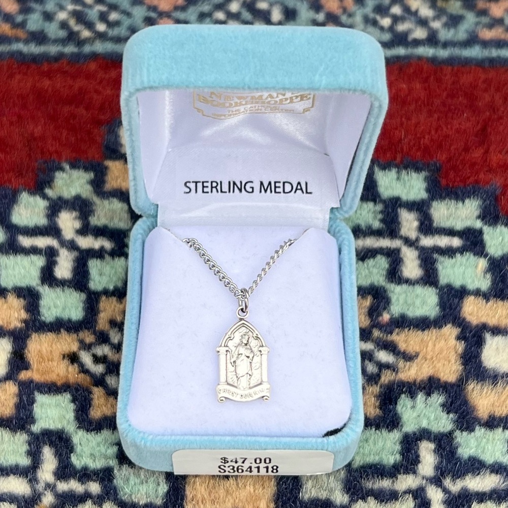 Christ Our King Sterling Silver Religious Medal Gothic Arch Frame 18” Curb Chain